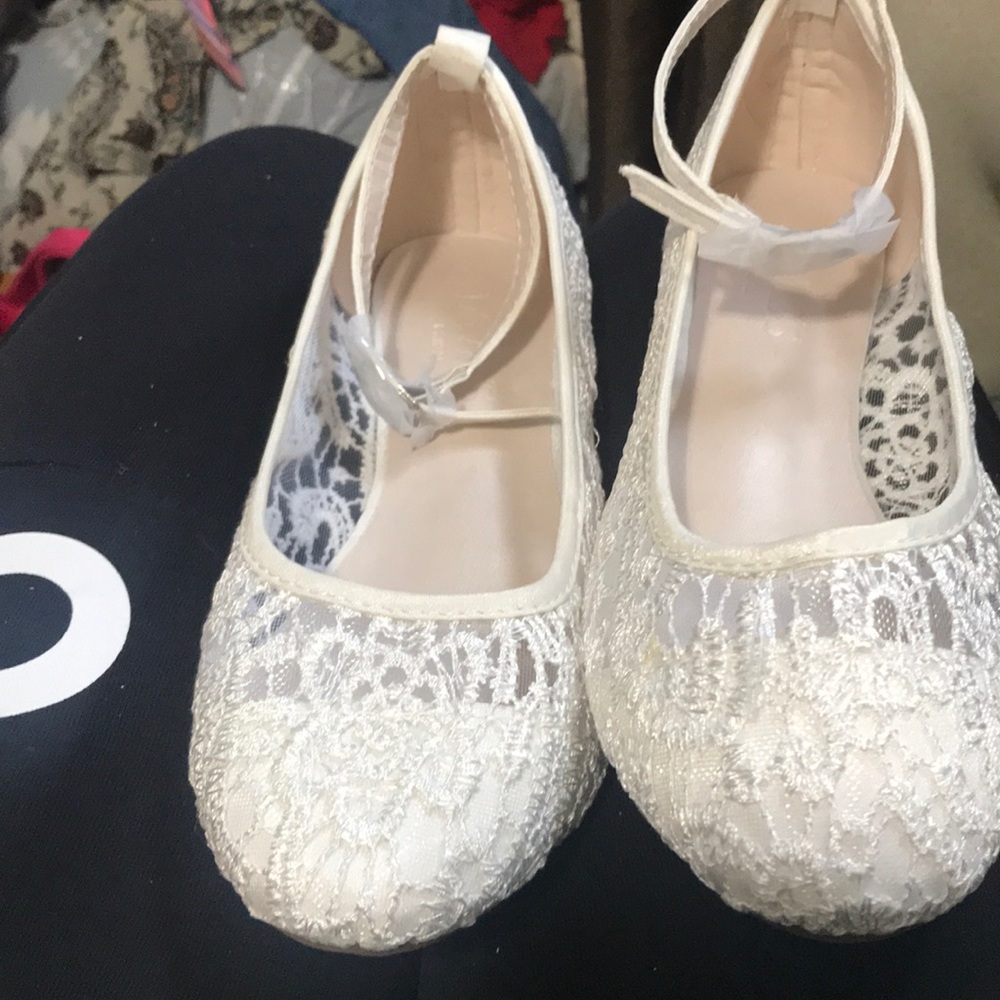 David’s bridal shoes size 3